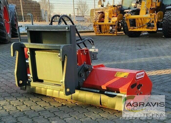 Maschio BIRBA 155 جزازات وأغطية المراعي