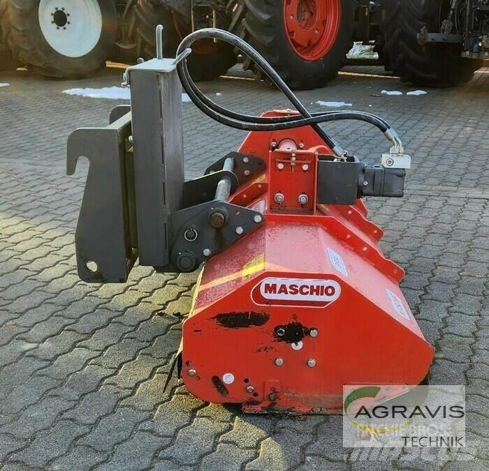 Maschio BIRBA 155 جزازات وأغطية المراعي