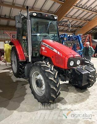 Massey Ferguson 5445 الجرارات