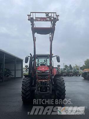 Massey Ferguson 6715S الجرارات