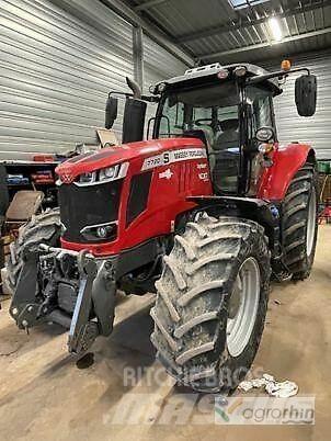 Massey Ferguson 7720S الجرارات