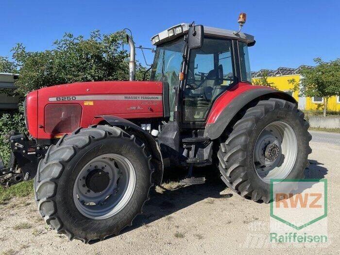 Massey Ferguson 8250-4 الجرارات