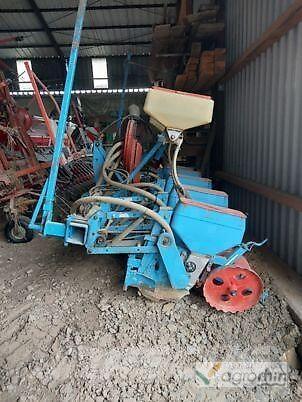 Monosem PNU مثاقيب