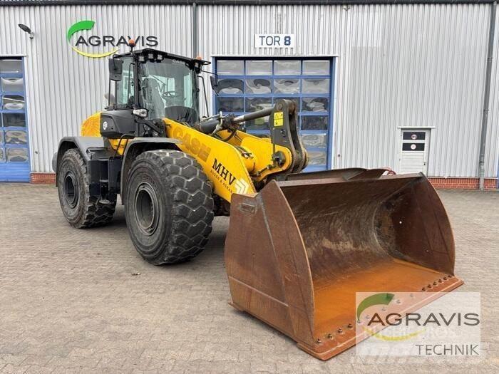 New Holland 921 G لوادر بعجل