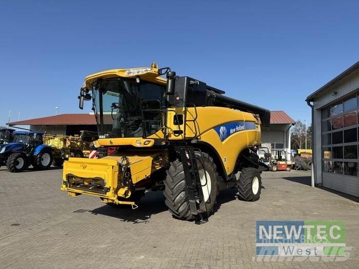 New Holland CX 8060 حصادات