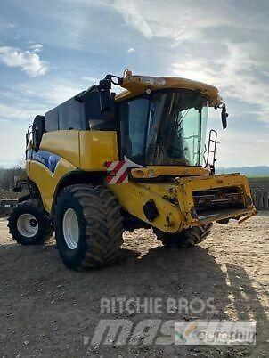 New Holland CX 8090 حصادات
