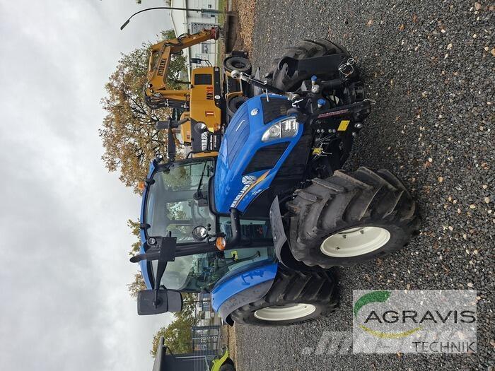 New Holland T 4.55 الجرارات