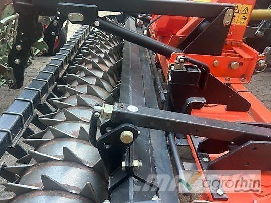 Nodet Unbekannt مثاقيب مدمجة
