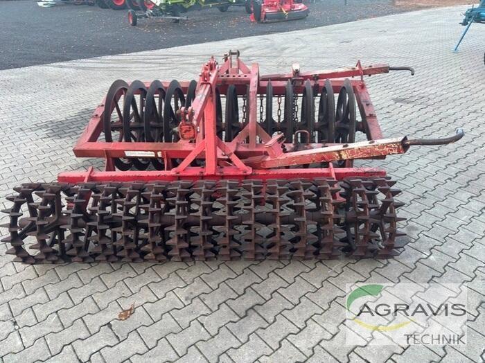 Packer  معدات تغلفة