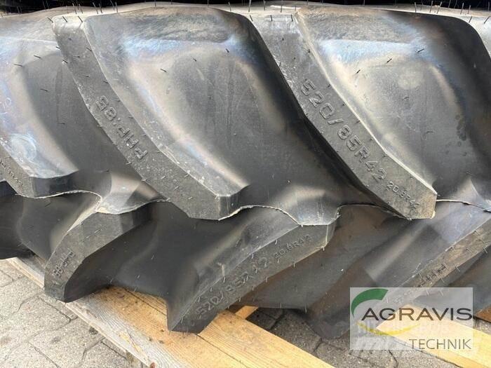 Pirelli KR 520/85R42 الإطارات والعجلات والحافات