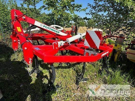 Pöttinger SYNKRO 3030 الكاسحات وقلابات التربة ذات المحركات