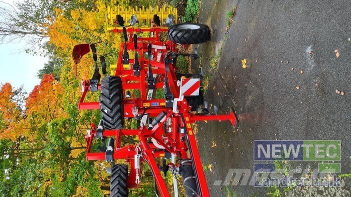 Pöttinger TERRIA 5040 مثاقيب مدمجة