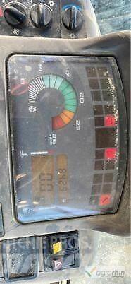 Renault ARES 550 RZ الجرارات