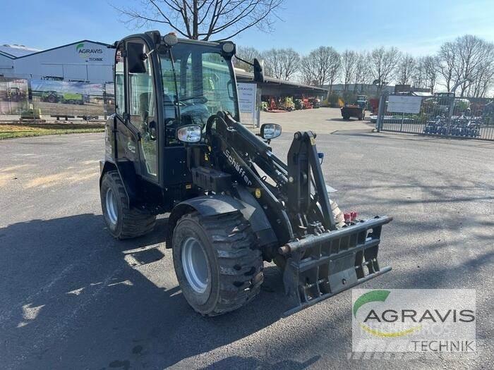 Schäffer 2445 S لوادر بعجل