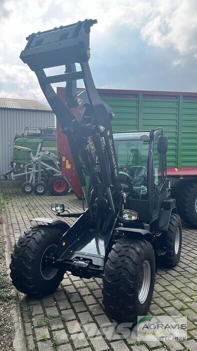Schäffer 5470 Z لوادر بعجل