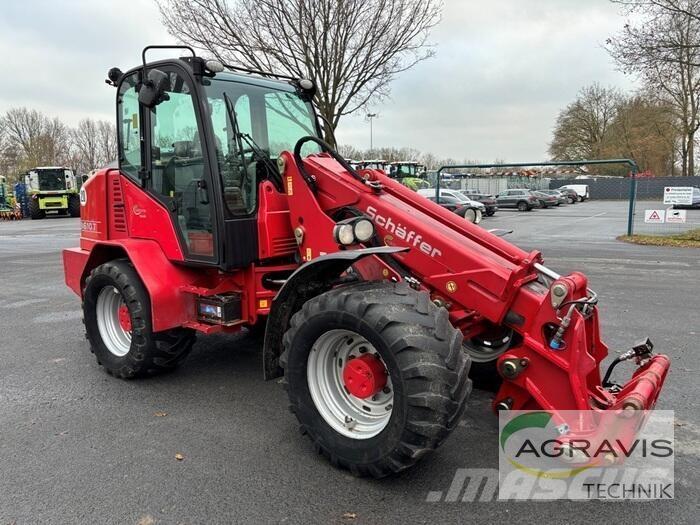 Schäffer 8610 T معدات مناولة لأغراض الزراعة