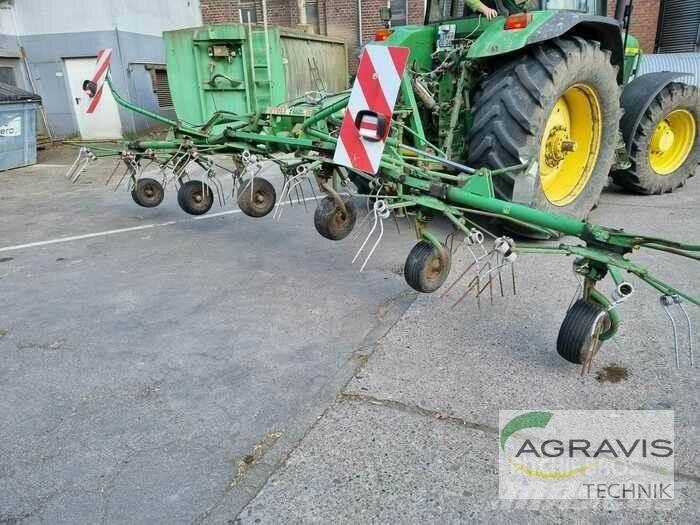 Stoll Z 660 H مكابس وميبسات التبن