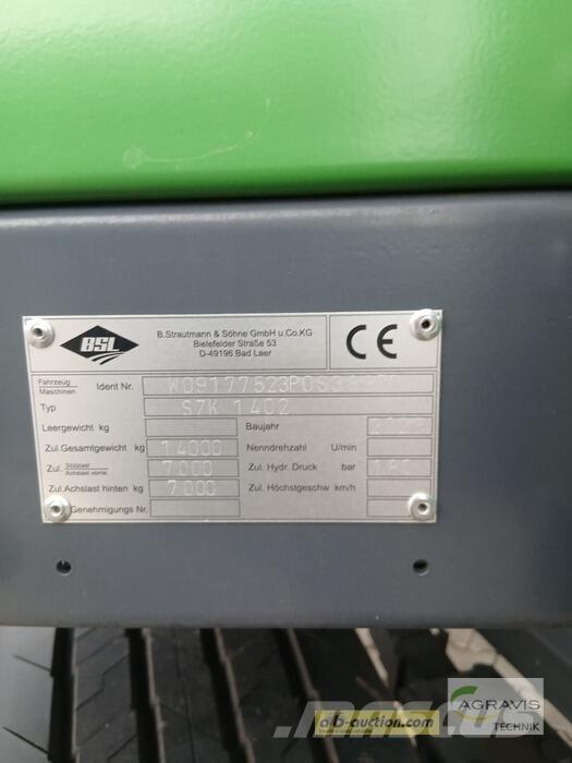 Strautmann SZK 1402 مقطورات قلابة