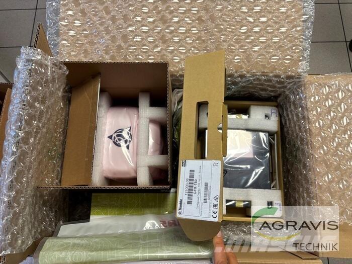 Trimble GFX-750 ماكينات وملحقات مواش أخرى