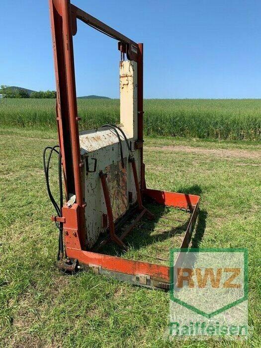 Trioliet U-140 ماكينات وملحقات مواش أخرى