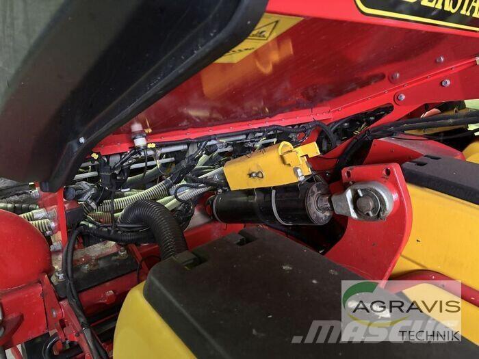 Väderstad TEMPO TPF 8 مثاقيب