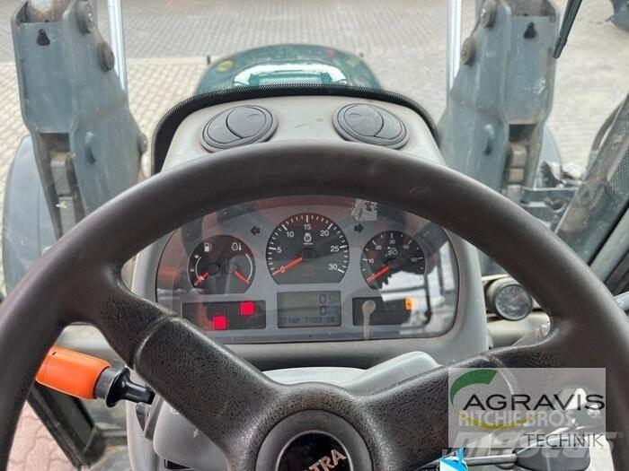 Valtra A 83 H الجرارات