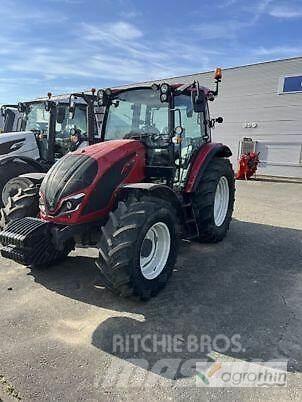Valtra A105MH4 الجرارات
