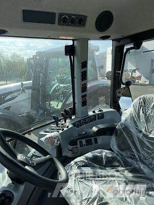 Valtra A105MH4 الجرارات