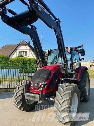 Valtra A115 H4 الجرارات