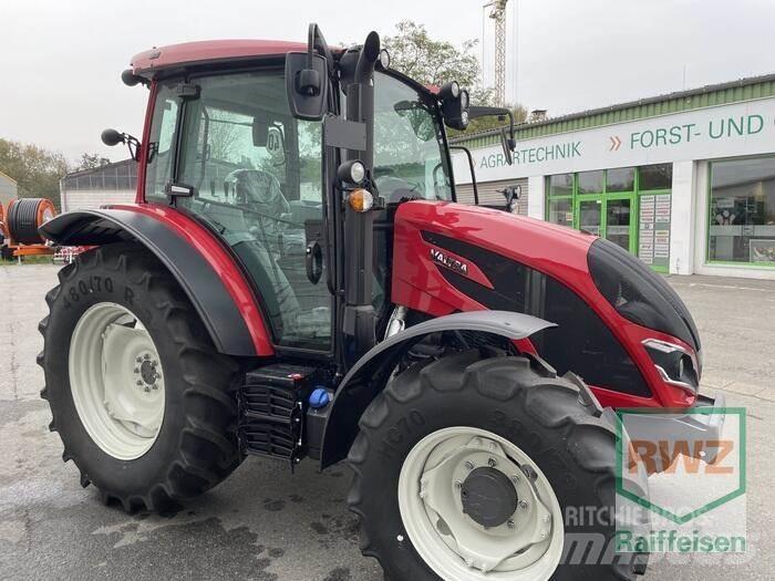 Valtra A75SH الجرارات