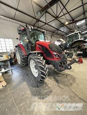 Valtra A95H2 الجرارات