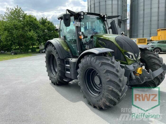 Valtra N175A الجرارات