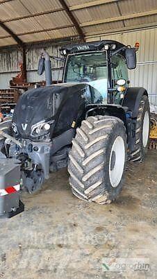 Valtra S354 الجرارات