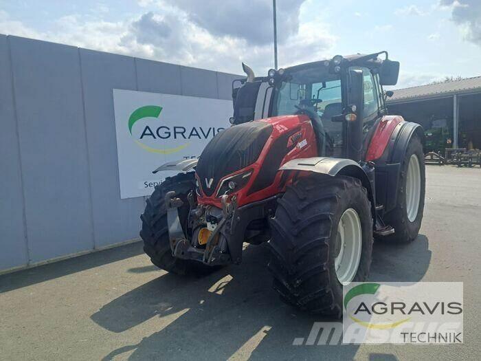 Valtra T 174 ED الجرارات