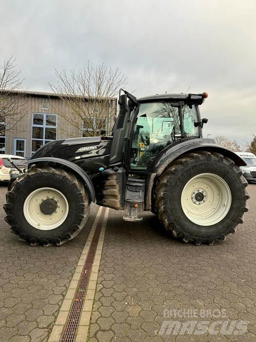 Valtra T 175 ED الجرارات