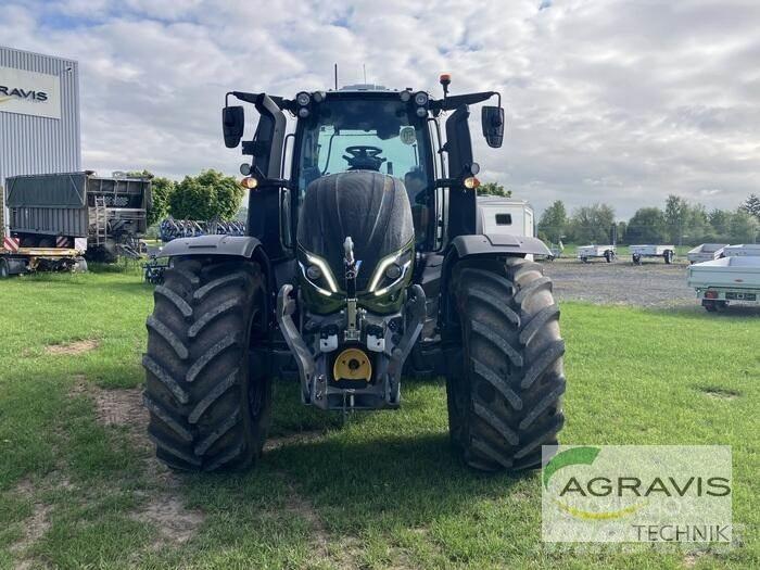 Valtra T 195 D 2A1 الجرارات