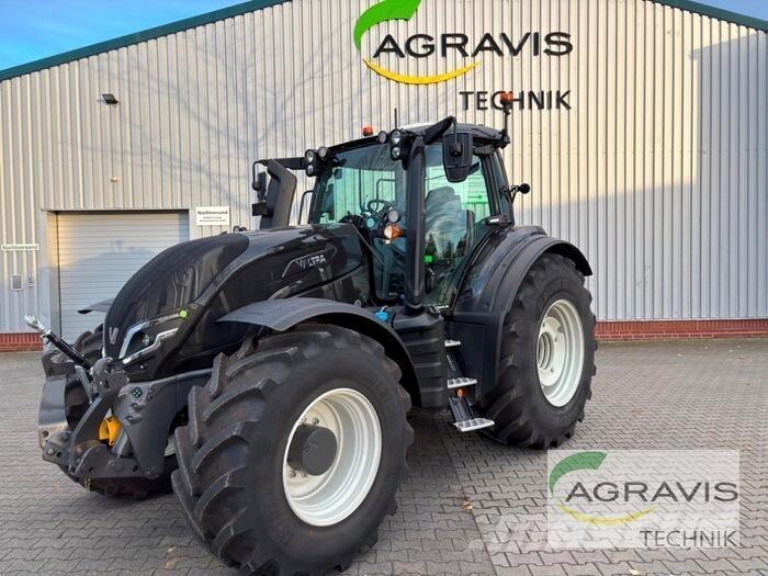 Valtra T 235 D الجرارات