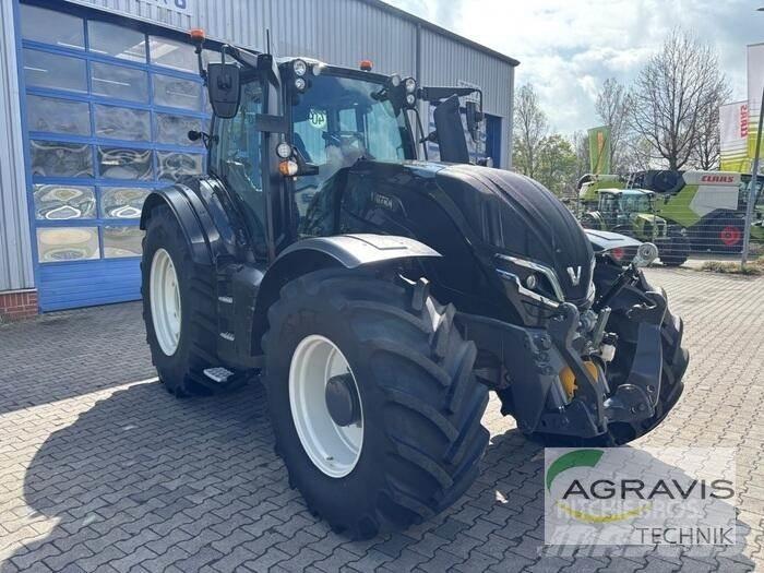 Valtra T 235 D 2A1 الجرارات