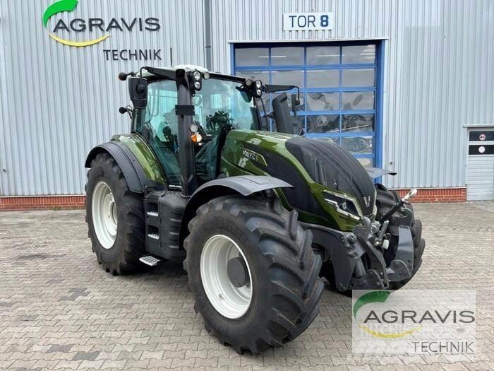 Valtra T 235 D 2A1 الجرارات