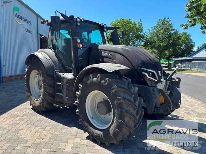 Valtra T 235 D 2A1 الجرارات