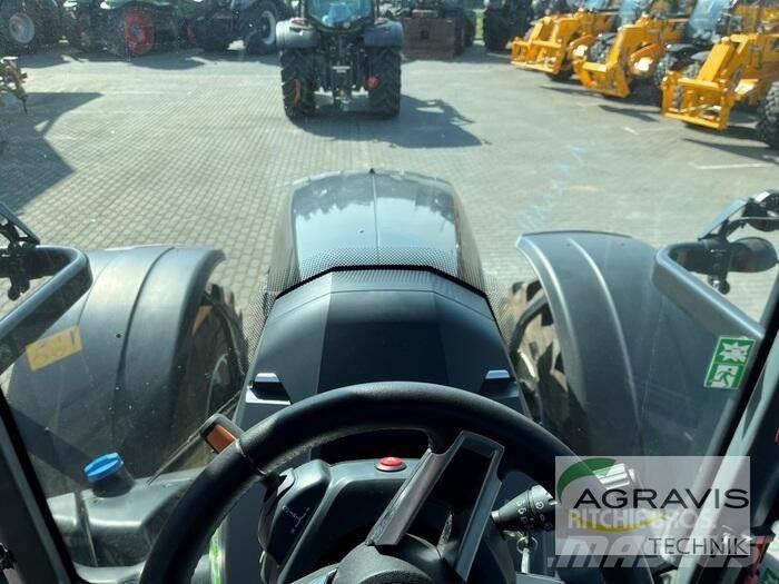 Valtra T 235 D DIRECT الجرارات
