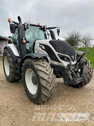 Valtra T174 DIRECT الجرارات