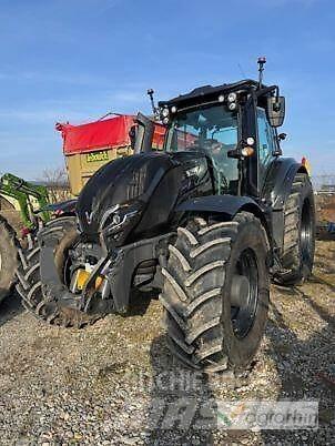 Valtra T235 Diect الجرارات