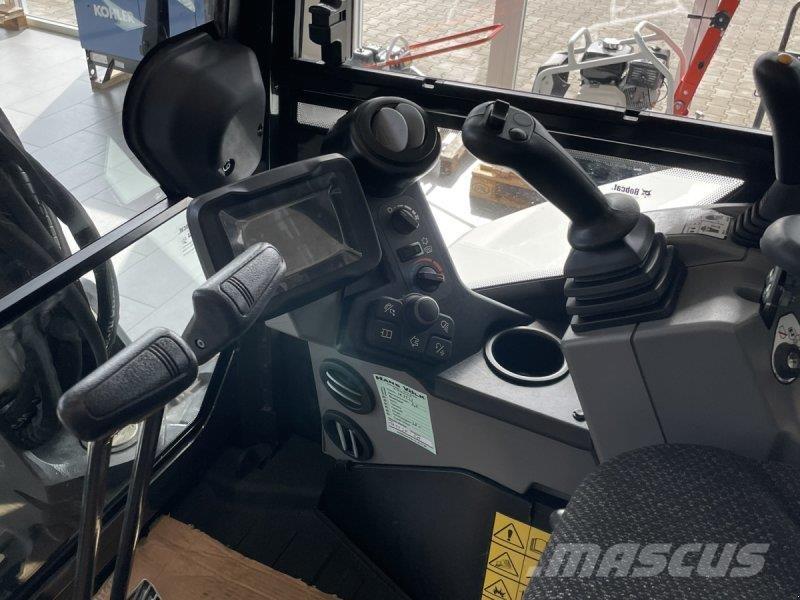 Bobcat E 60 حفارات بعجل