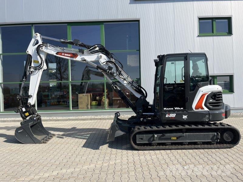 Bobcat E88 حفارات بعجل