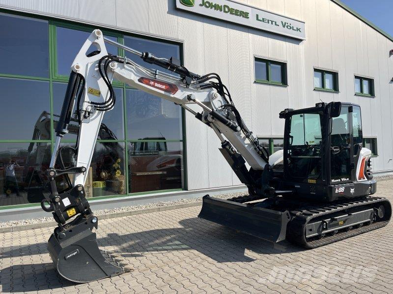 Bobcat E88 حفارات بعجل
