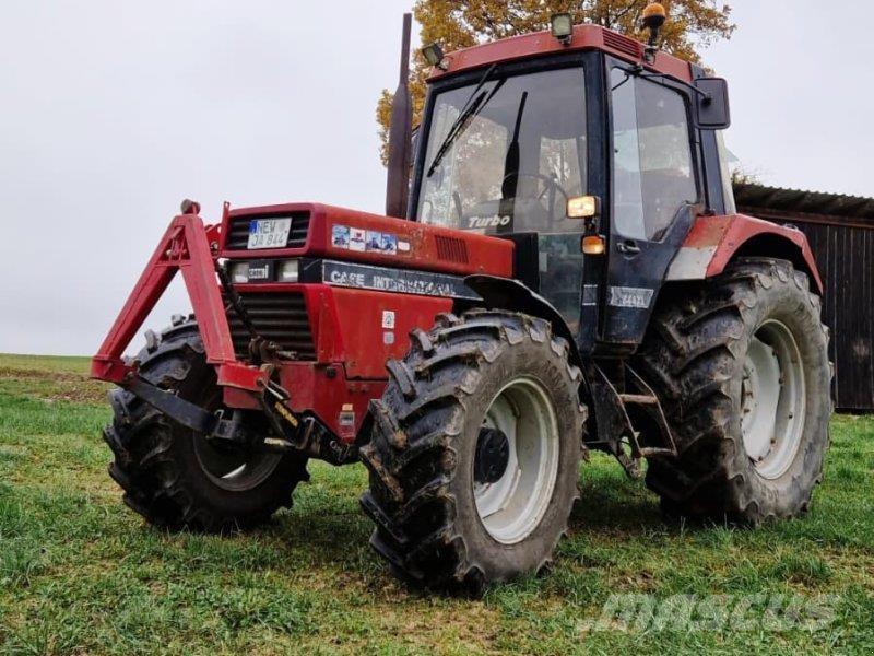 Case IH 844 XL الجرارات