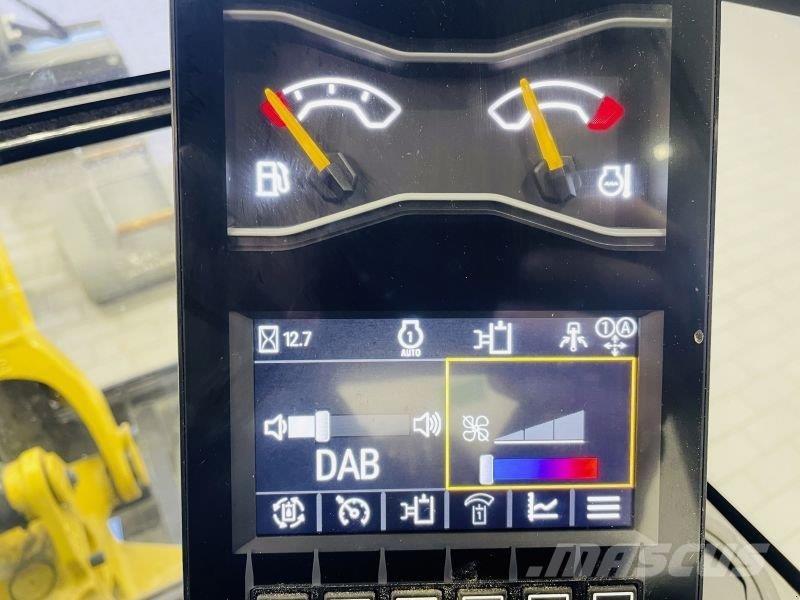 CAT 301.8-05A حفارات بعجل