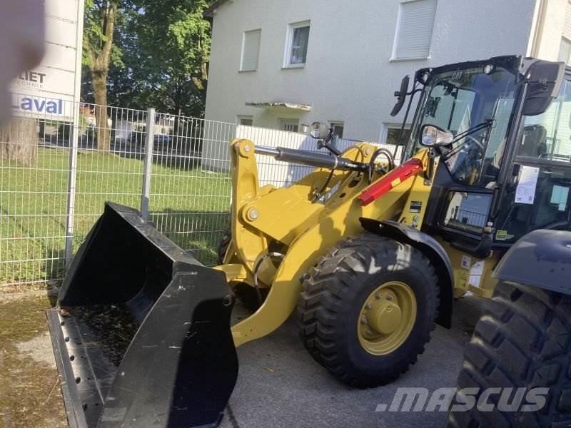 CAT 906-14 لوادر بعجل