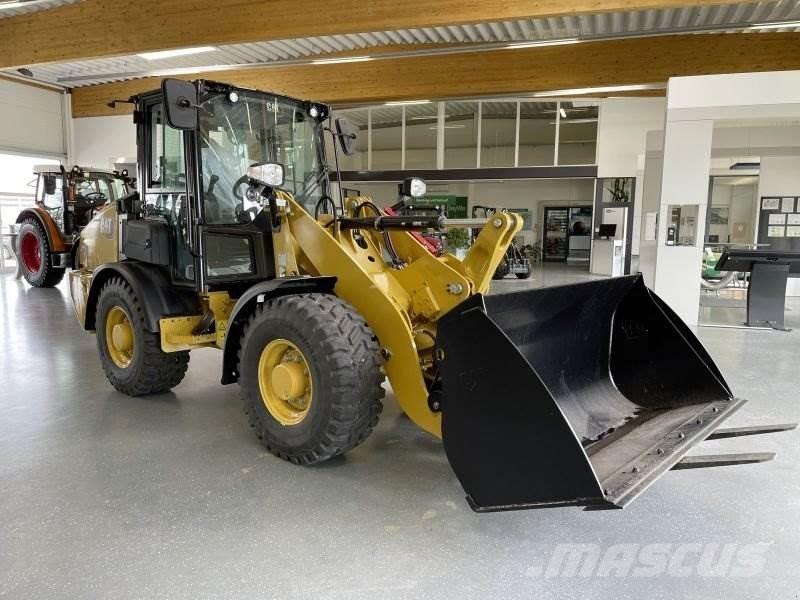 CAT 906-14A T لوادر بعجل